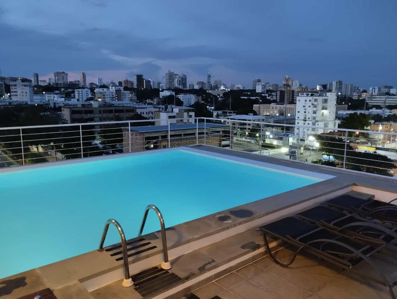 Lincoln Suite Pool - Gym - Sauna Santo Domingo Exteriör bild